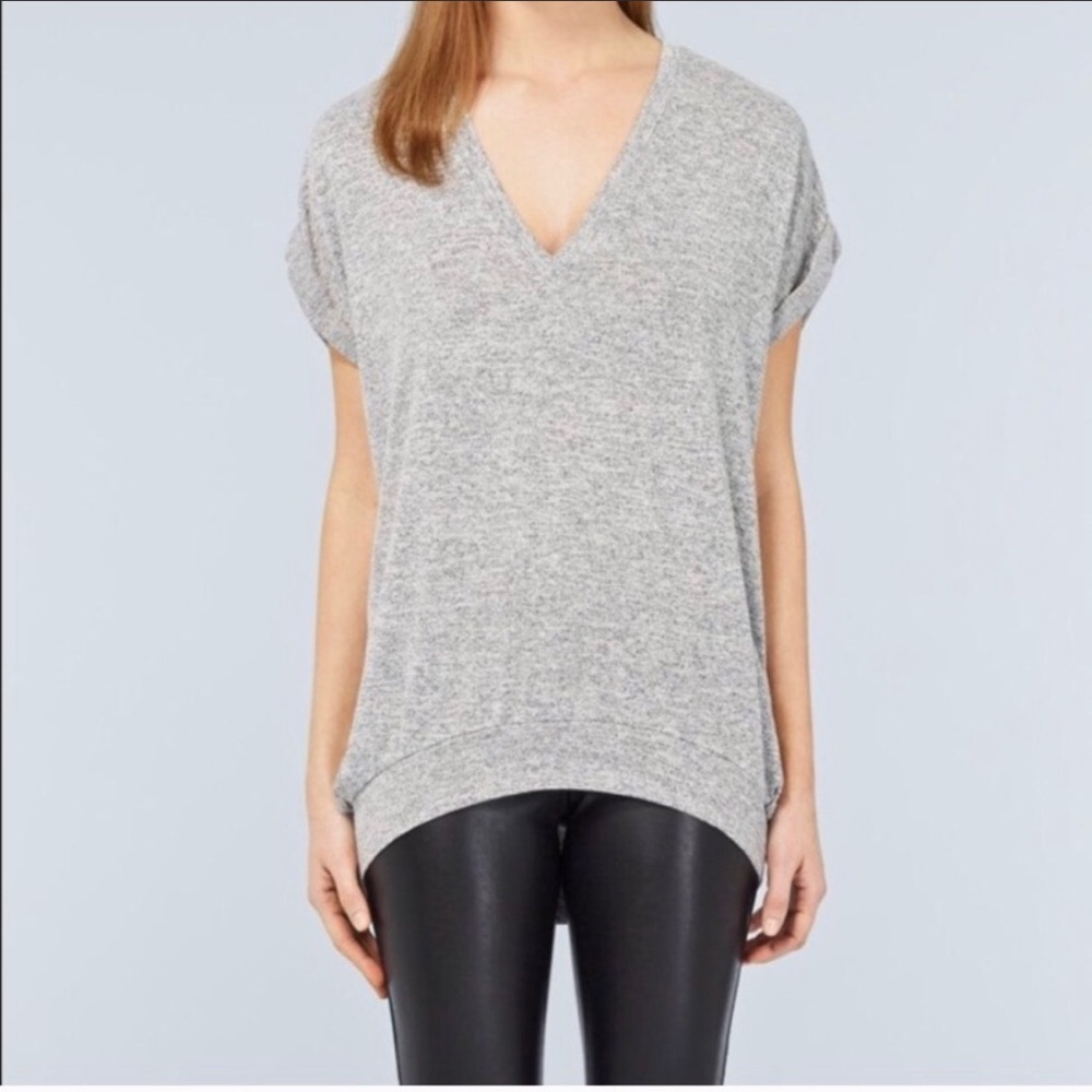 ARITZIA Wilfred Free V-Neck T-Shirt NWOT